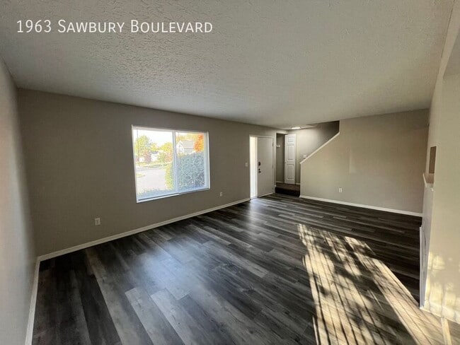 Photo - 1963 Sawbury Blvd