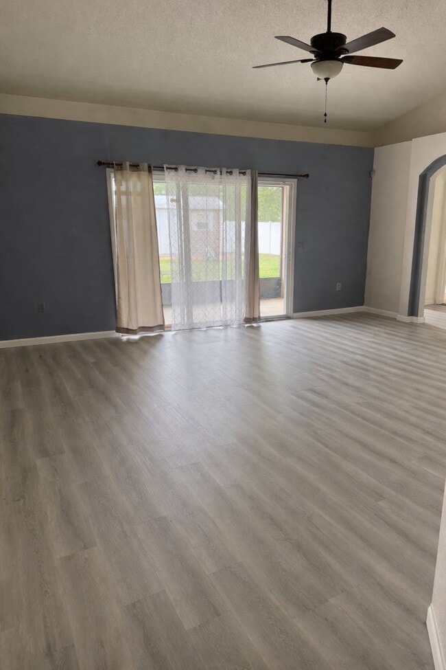 Photo - 1755 James Pointe Dr