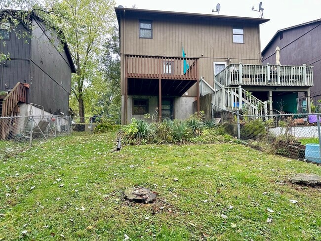 Photo - 3930 Country Club Dr