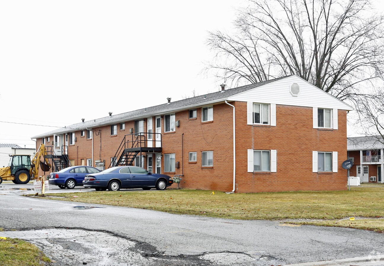 Photo - 1800 Queenswood Dr