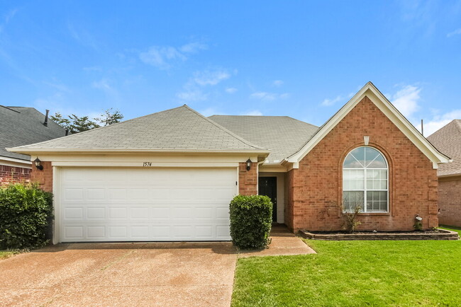 Building Photo - 1574 Far Dr Rental