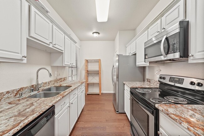 Photo - 2255 Braeswood Park Dr