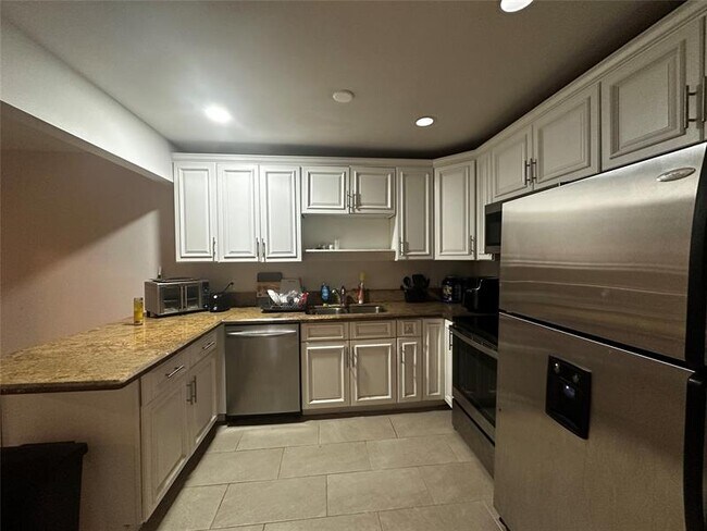 Photo - 10620 NW 37th St
