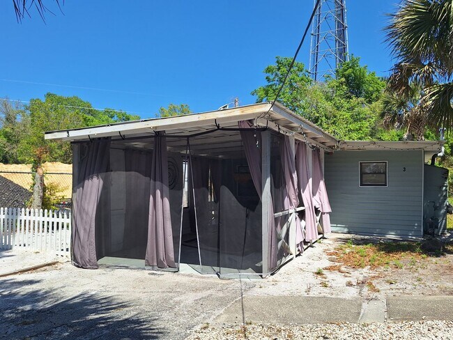 Photo - 1BR 1BA - NSB