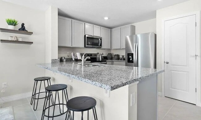 Photo - 544 Zinfandel Dr