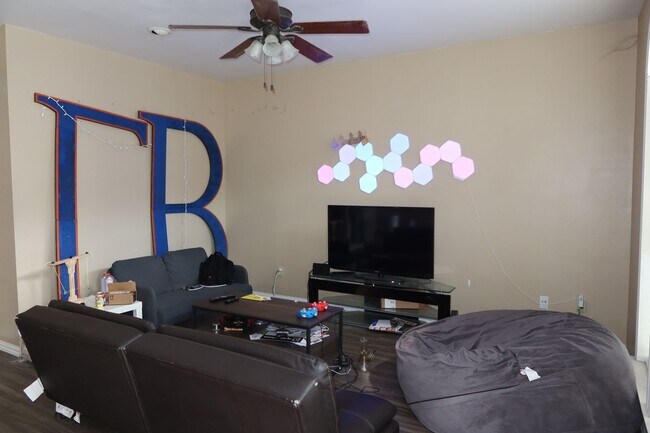 Photo - Orange Tree Condo Unit Orange Tree #22 N/M