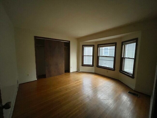 Photo - 652 University Ave Unit 652.5