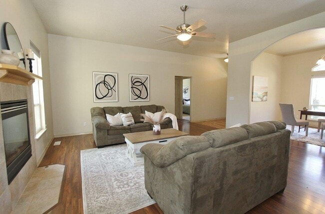Photo - Your New Home Awaits in Bolder Creek! 4bed, 3 bath!! _ Pets Welcome.