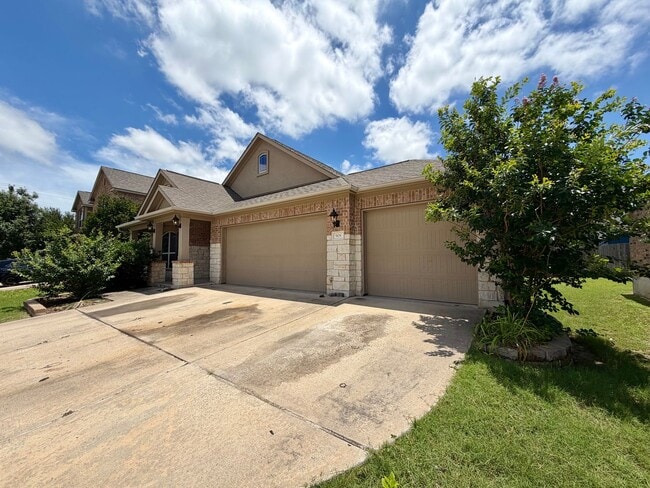 Photo - 908 Arvada Dr