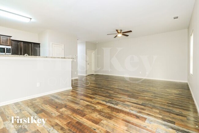 Photo - 639 Independence Ave