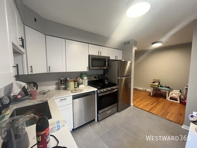 Photo - 1624 W Touhy Ave Unit 1B
