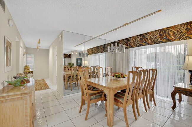 Photo - 7979 Eastlake Dr Unidad 3-A