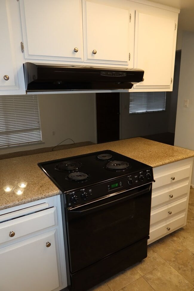 Photo - 7374 Farm Dale Wy Unidad 1334 Silver Oak Way