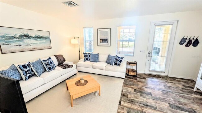 Photo - 3880 82nd Ave Cir E