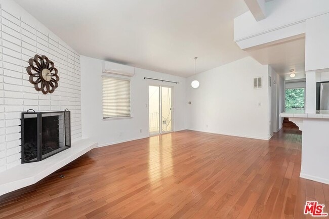 Photo - 8531 Walnut Dr