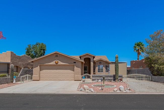 Building Photo - "Well Maintained 2-Bedroom, 2 Bathroom hom... Rental