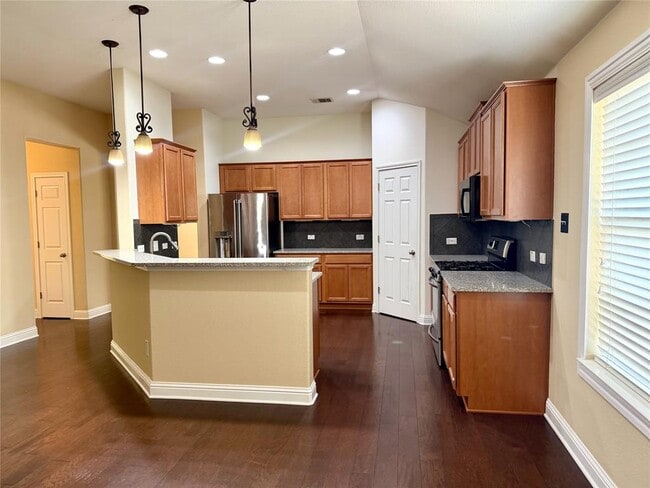 Photo - 718 Ann Taylor Dr