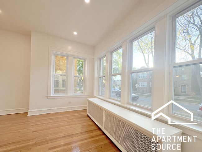 Photo - 5713 N Talman Ave Unit 1