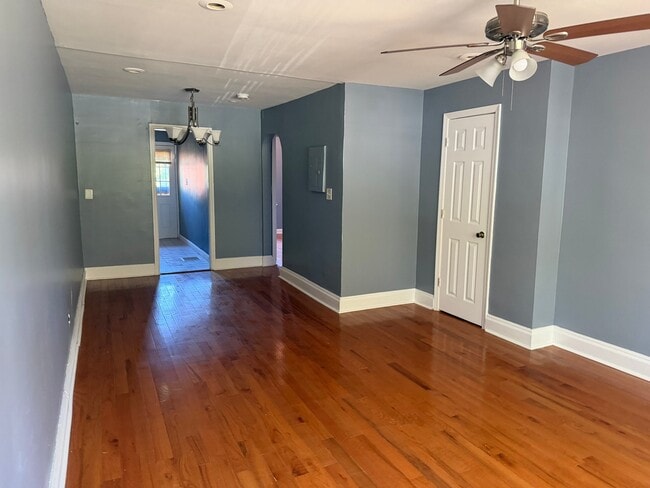59 Galveston Pl SW Unit 2