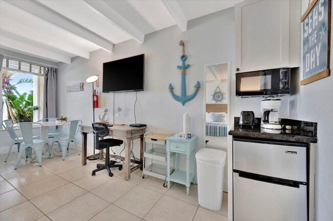 Photo - 611 Destiny Dr Unidad ID1281421P