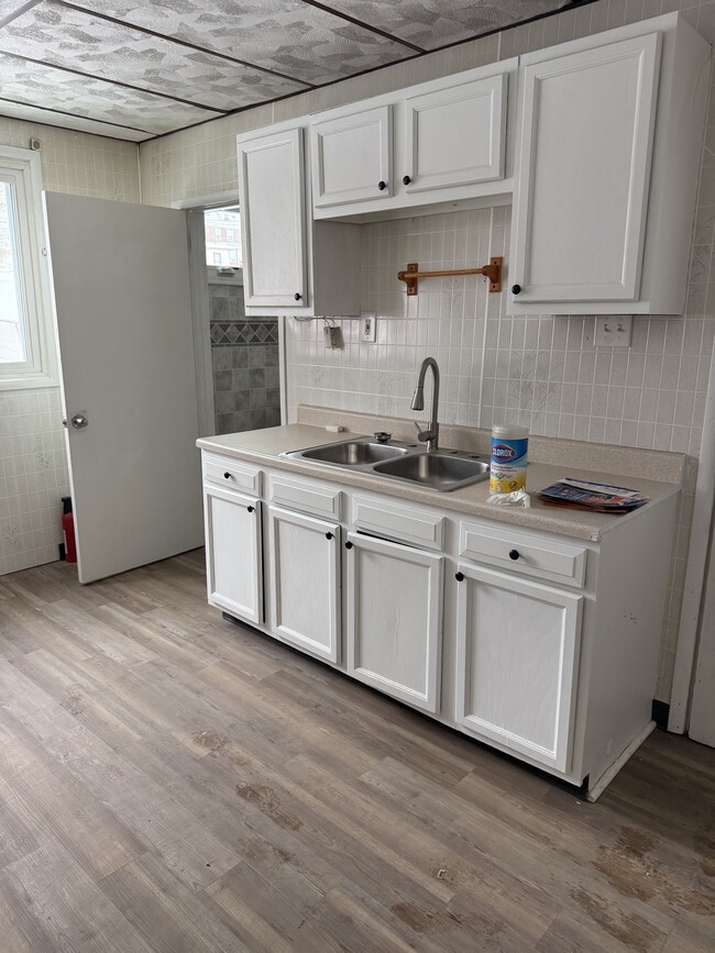 Photo - 1837 Beech St