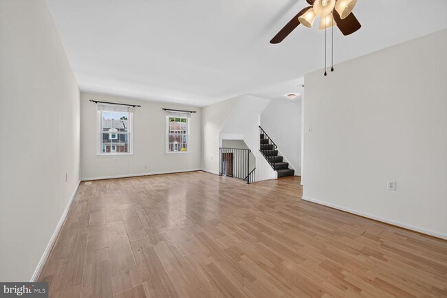 3046 Seminole Rd