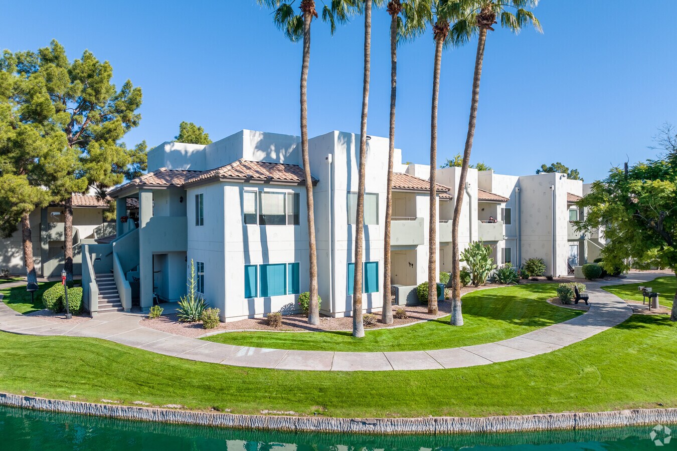 Photo - Shores At Andersen Springs Apartments