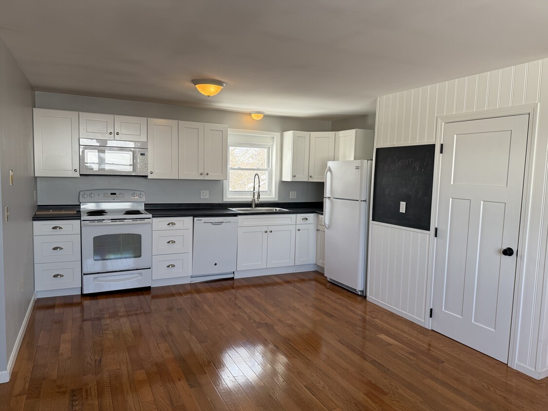 Updated Kitchen - 1276 Broadway (South Portland, ME)