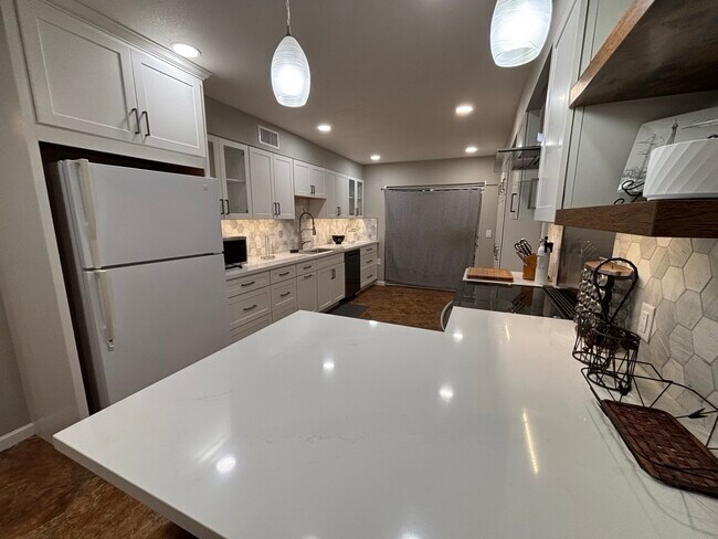Photo - 2854 Viona Rd