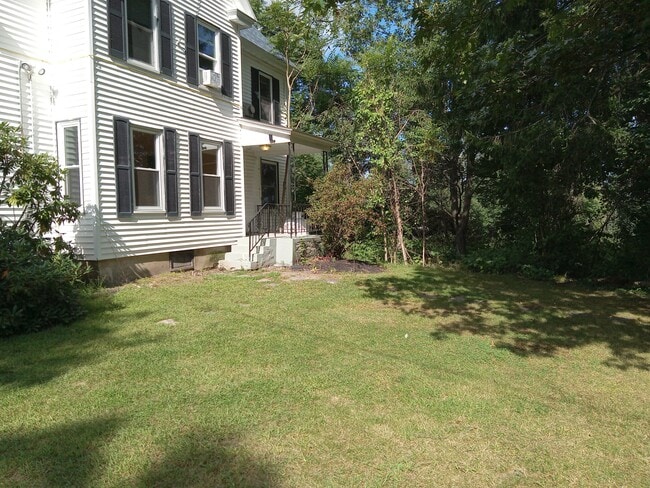 Photo - 137 Grafton St Unit first floor