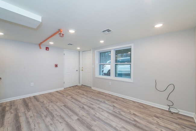 Photo - 161 Washington St Unit 1