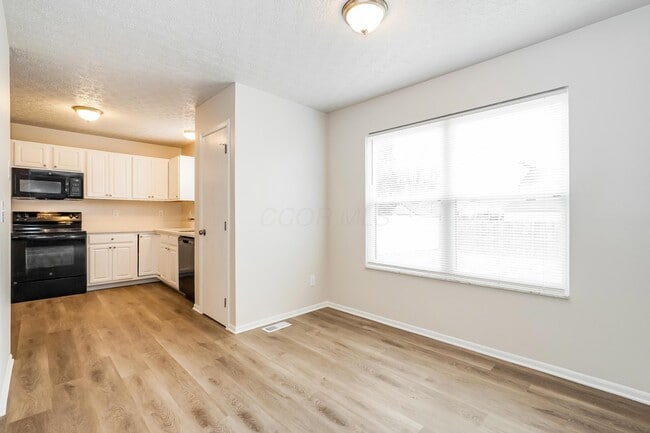 Photo - 1599 Covina Dr