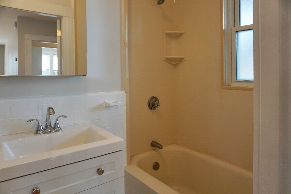 Photo - 2 Ivaloo St Unit 6-B