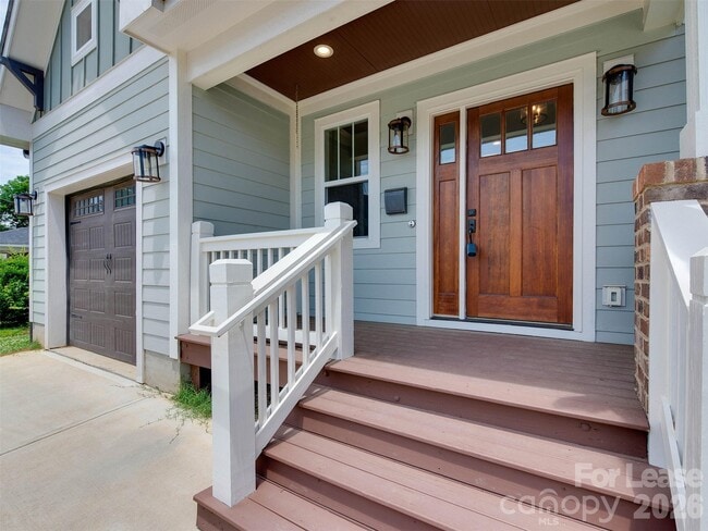 Photo - 326 State St