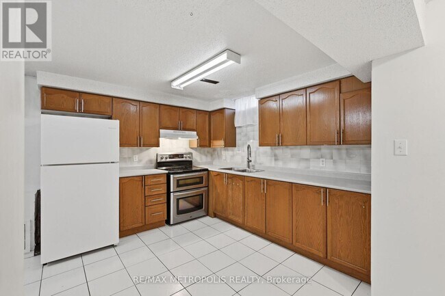 Photo - 584 Strouds Ln