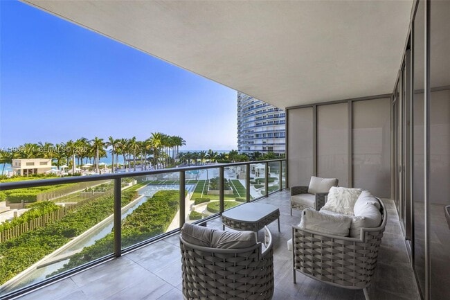 Building Photo - 9701 Collins Ave Unit 404S