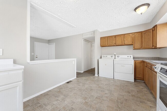 Photo - 15762 Isabelle St