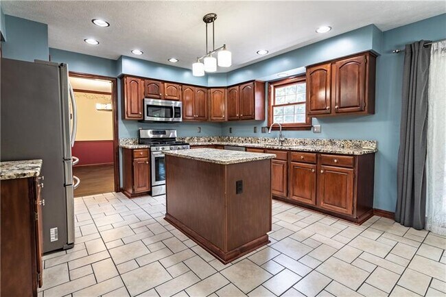 Photo - 238 Cumberland Dr
