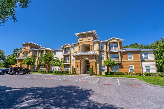 Lakewood Pointe