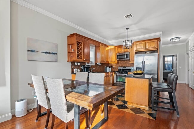 Photo - 379 Palisade Ave Condo Unit 2