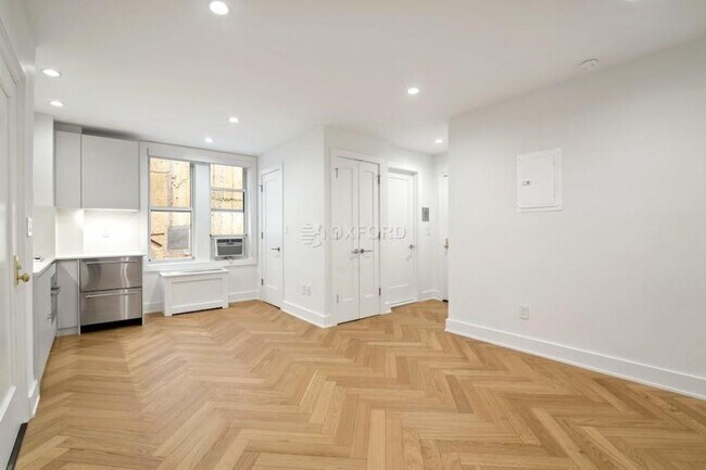 Photo - 0 bedroom in New York NY 10011 Unidad 6K