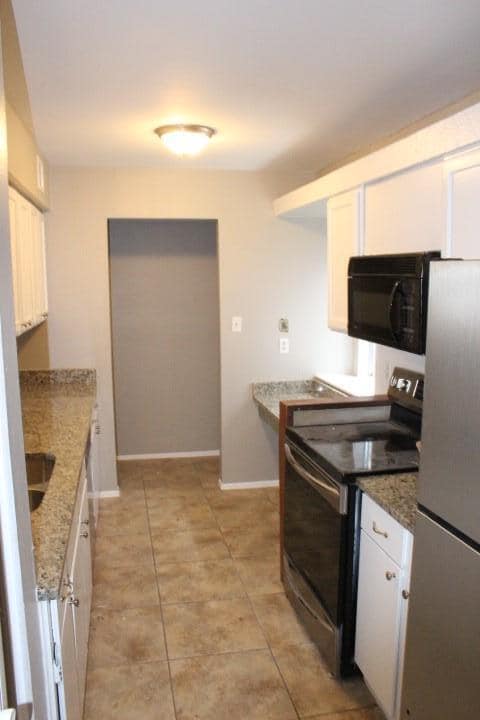 Photo - 1604 Summer Creek Ct