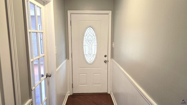 Photo - 102 Buckskin Dr