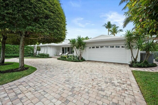 Photo - 232 Cove Pl