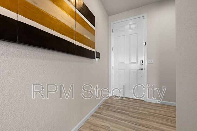 Photo - 1905 Manassa St