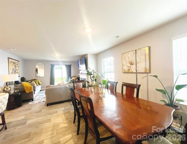 Photo - 3044 Winesap Dr