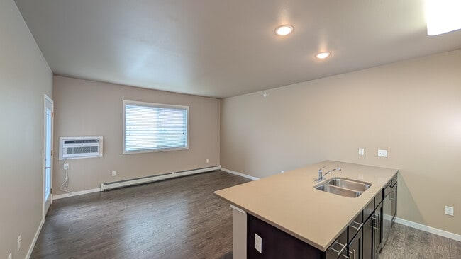 Pinecrest Apartment Homes