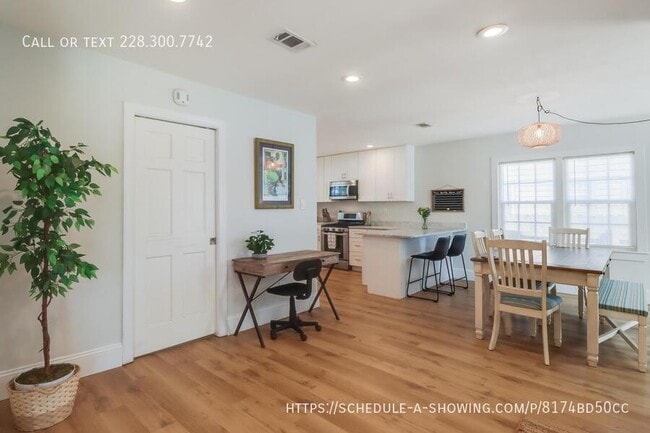 Photo - 187 Bilmarsan Dr