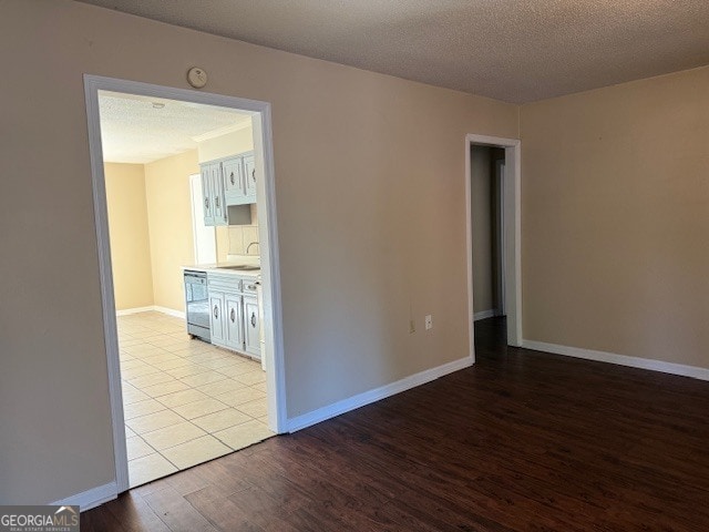 Photo - 114 Pamela Wy