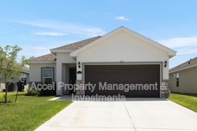 Building Photo - 8410 N 33rd Ln